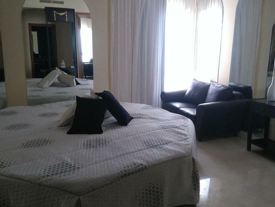 Hotel Humanes Humanes de Madrid Luaran gambar
